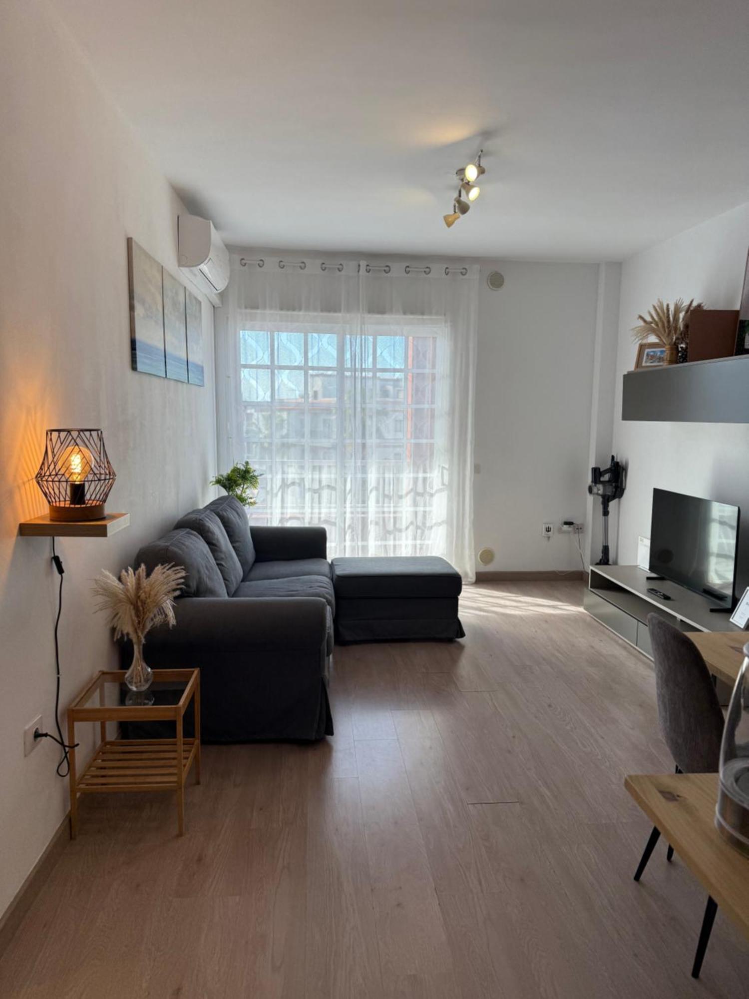 Apartment Seaside Paradise - 2 Bedroom With Ocean Views & Air Conditioning In Playa San Juan